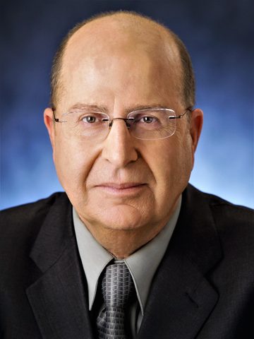 יו״ר: משה (בוגי) יעלון
